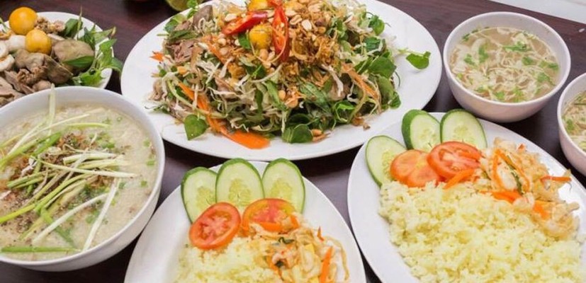 Cơm Gà Ta Nhật Mai