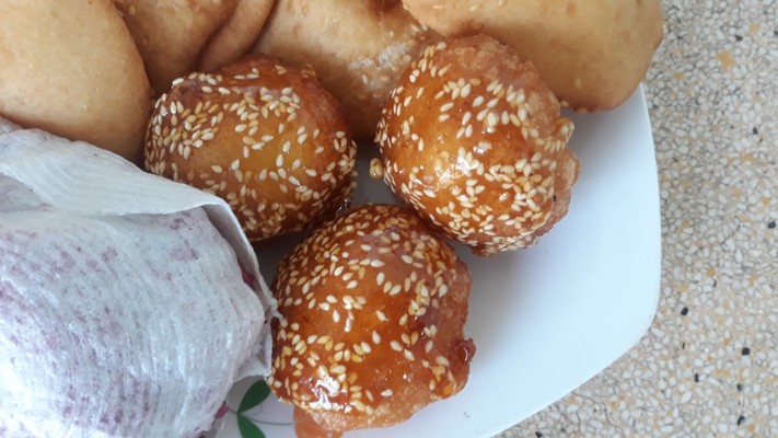 Bánh Cam Tứ Quý - Take Away