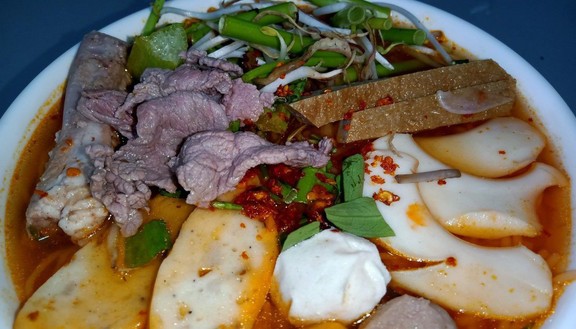 Bún Thái Và Bún Mắm Dung - Chiến Lược