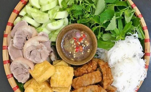 Chị Ba Béo - Bún Đậu Mẹt