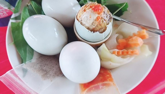 Hột Vịt Lộn Hấp Dừa Ku Khang