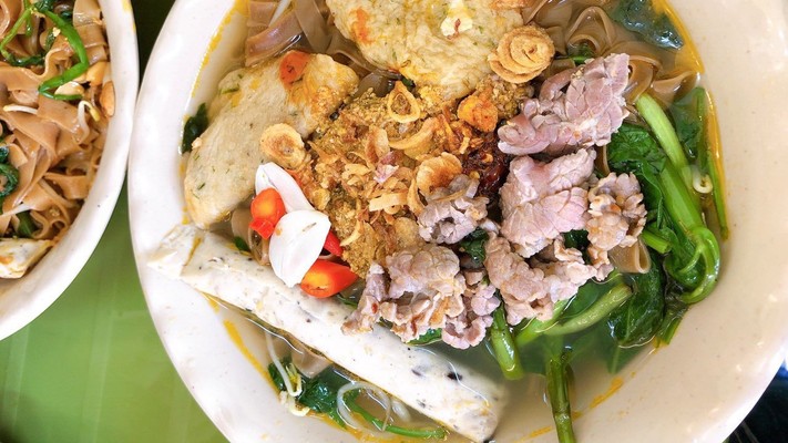 2 Chị Em - Bánh Đa, Bún, Miến - Đền Lừ 2