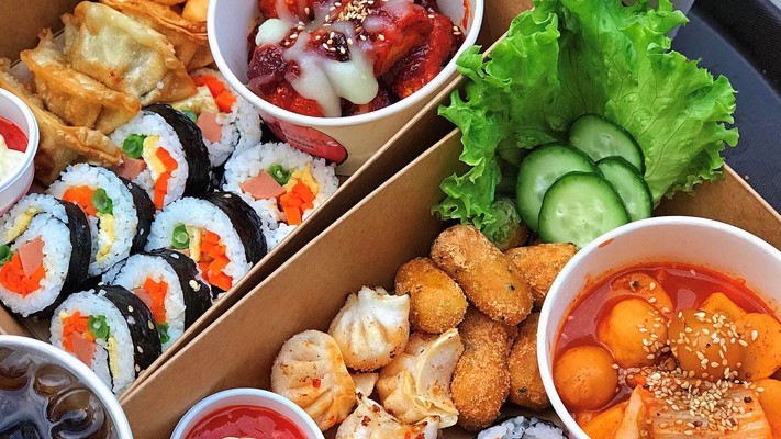ĂN VẶT XÓM TUI