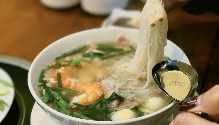 Minh Châu - Cơm Tấm & Hủ Tiếu Nam Vang - Dương Quảng Hàm