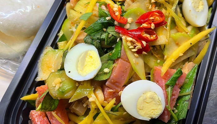 Tré Trộn Hutech