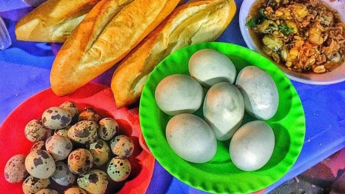 Lanh - Cút Lộn Xào Me & Nước Ép - Trưng Nữ Vương