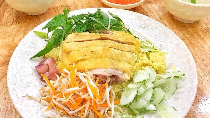 Cơm Gà Phú Yên Kim Chi - Nguyễn Cửu Đàm