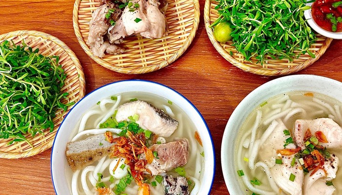 Cô Ánh - Bánh Canh Bột Gạo