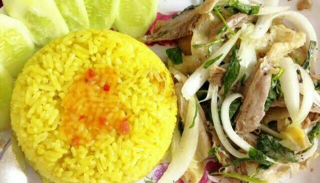 Cơm Gà Hoài Linh 2