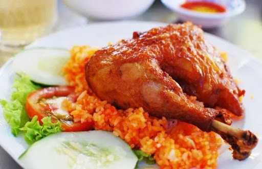 Quán Phú Ký - Súp Cua, Bò Kho, Hủ Tiếu Mì & Cơm Gà Xối Mỡ