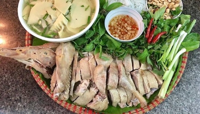 Chuyên Ngan Hà Thành - Phạm Ngọc Thạch