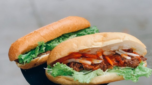 MỲ CỘNG - Bánh Mì Thịt Nguội - 250 Lương Ngọc Quyến