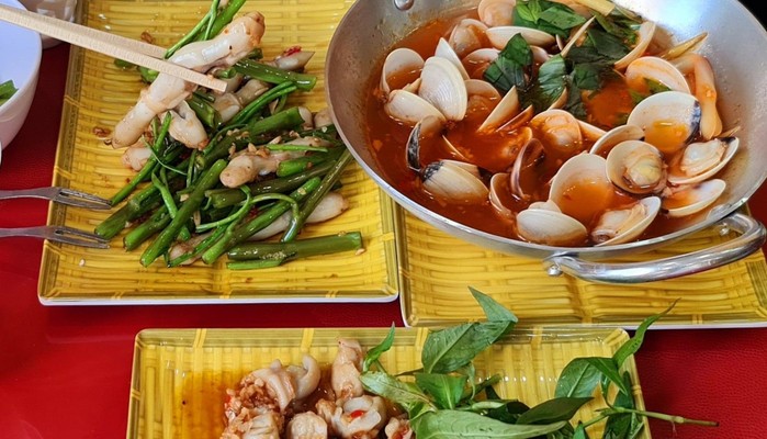 Ốc Cô Chị - Nơ Trang Long