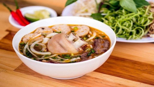 Quán O Bông - Bún Bò Gốc Huế