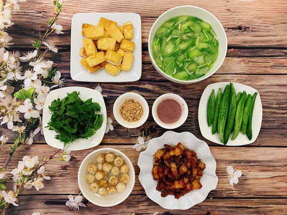 Quán Cơm Bơ Mập - Cơm Bình Dân - Đốc Ngữ