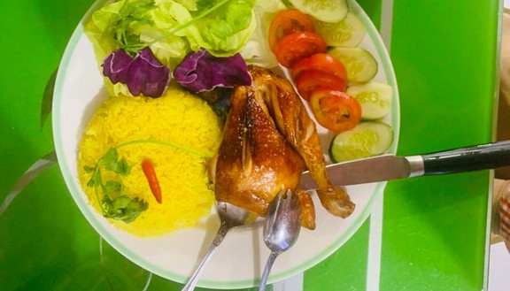 Cơm Gà Xối Mỡ Nhà