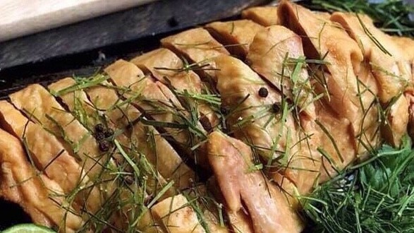 Thịnh Trang - Gà Muối Xông Khói