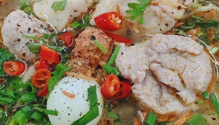 Bánh Canh Bột Gạo O Tuyết - Nguyễn Tư Giản