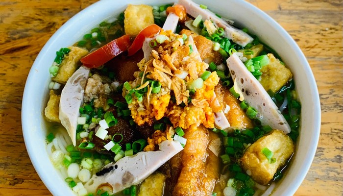 Bún Cá & Bún Riêu - Đại Học Văn Hóa