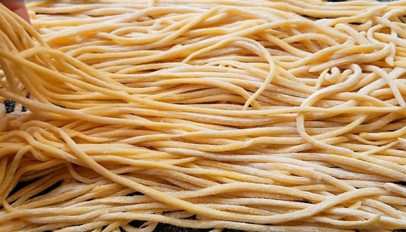 Ăn Vặt Anh Mập - Sủi Cảo & Mì Trộn Đóng Hộp - Mã Lò