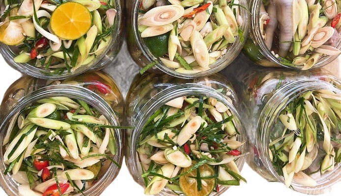 Huỳnh Thương - Trà Dâu & Chân Gà - Nguyễn Gia Trí