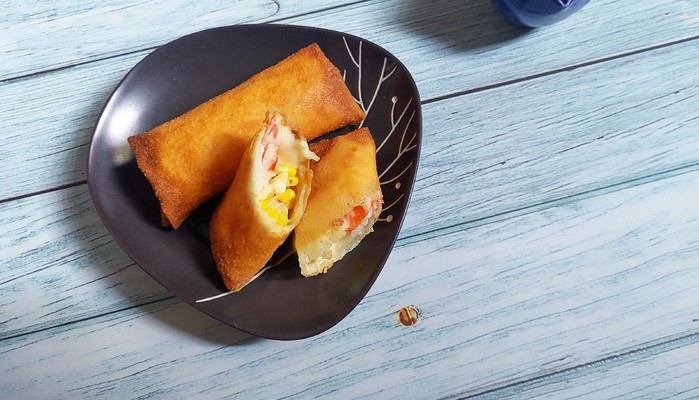Bommo's Kitchen - Nem & Sủi Đông Lạnh