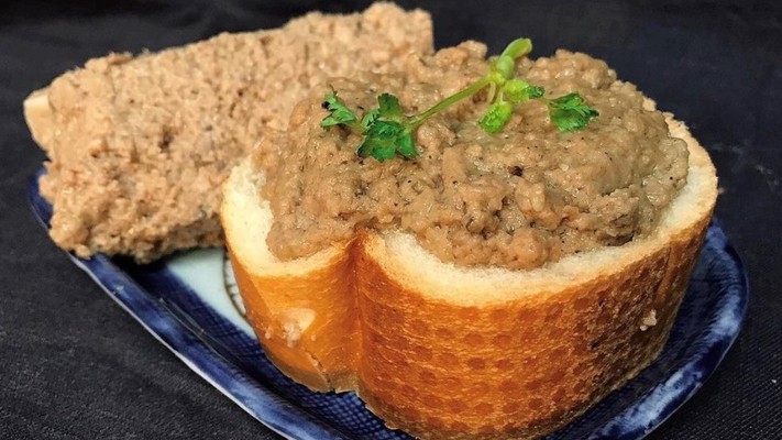 Lynk's - Giò Chả & Ăn Vặt