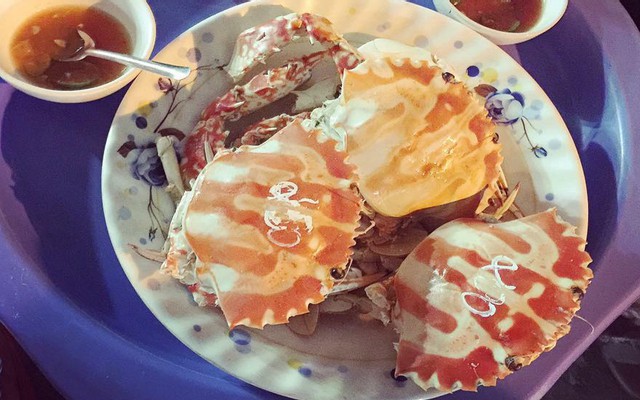 Tới - Cua Ghẹ & Hải Sản Tươi Sống