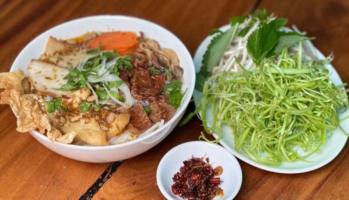 Ngọc La - Ẩm Thực Chay - Đồng Tiến