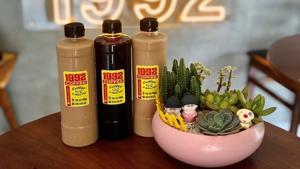 1992 Bottled Milk Tea & Coffee - Hải Phòng