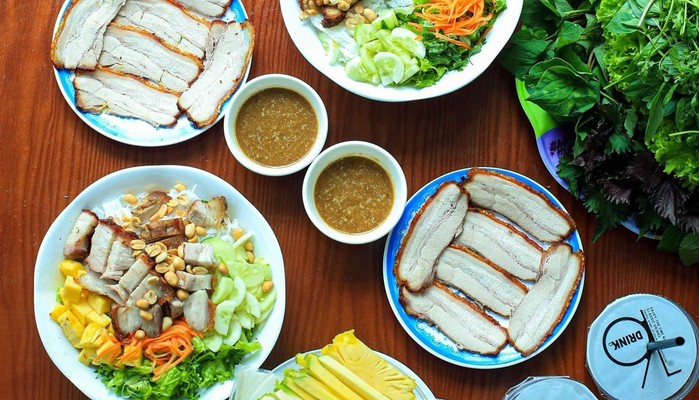 Hoàng Bèo - Bánh Tráng & Nem Lụi