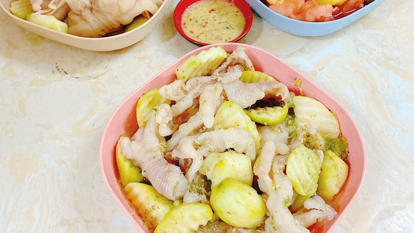 Chân Gà Sốt Thái - Bếp Cao Anh