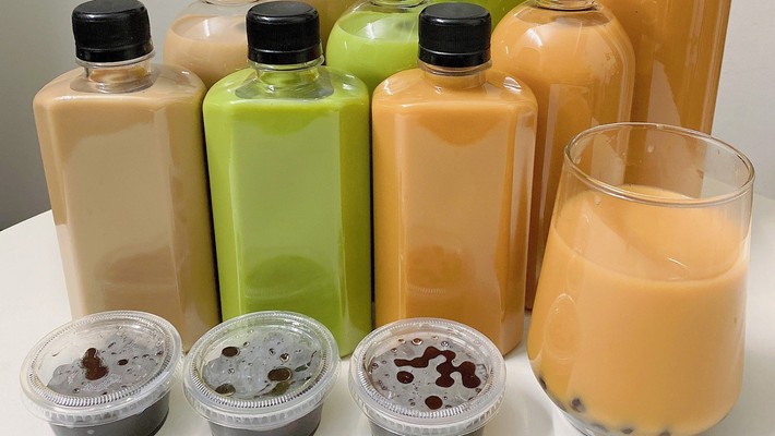 Ăn Vặt Nhà Mít - Trà Sữa Đóng Chai & Chân Gà Sốt Thái