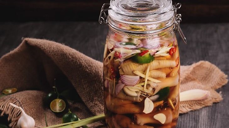 Thùy Dương - Chân Gà & Thực Phẩm Đóng Hộp - Ông Ích Khiêm
