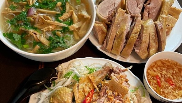 Bếp Nhà Hùng - Lương Đình Của