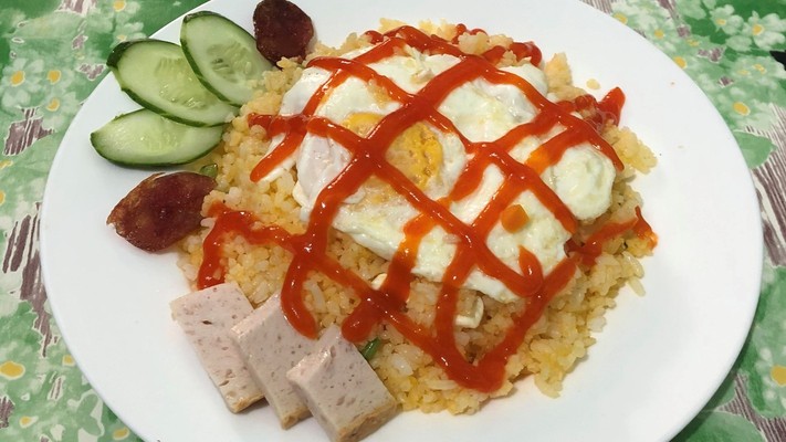 Cơm Rang Dương Châu Phong Điền - Đồ Khô & Nước Đóng Chai