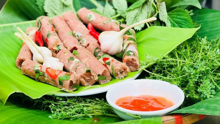 Đức Thọ Market - Nem Chua Thanh Hóa - Đình Miêu Nha