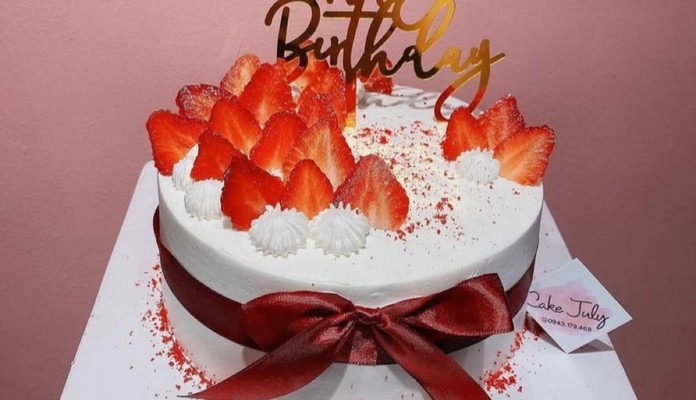 Tiệm Bánh Cake July - Nguyễn Ngọc Vũ
