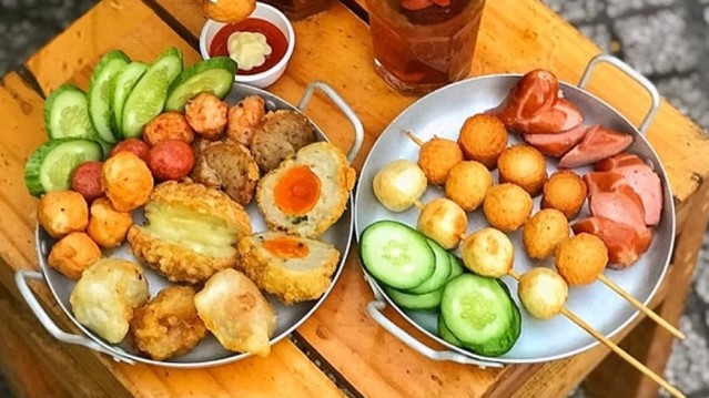 Ăn Vặt Cô Hương - Phạm Văn Thuận