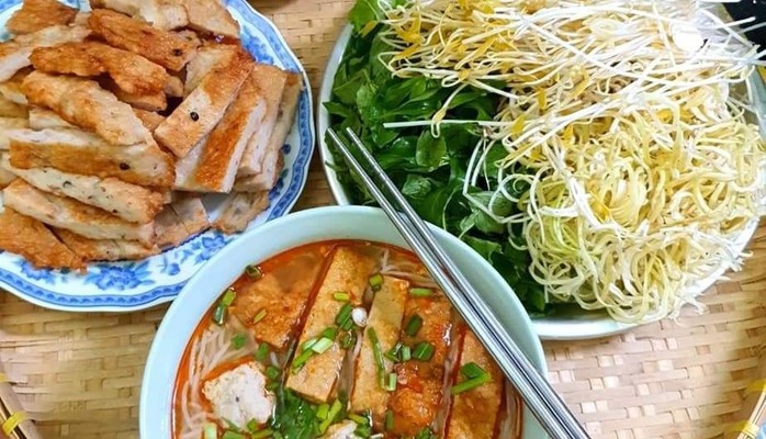 Bếp Thiên Ngọc - Thực Phẩm Quảng Ngãi - Vườn Lài