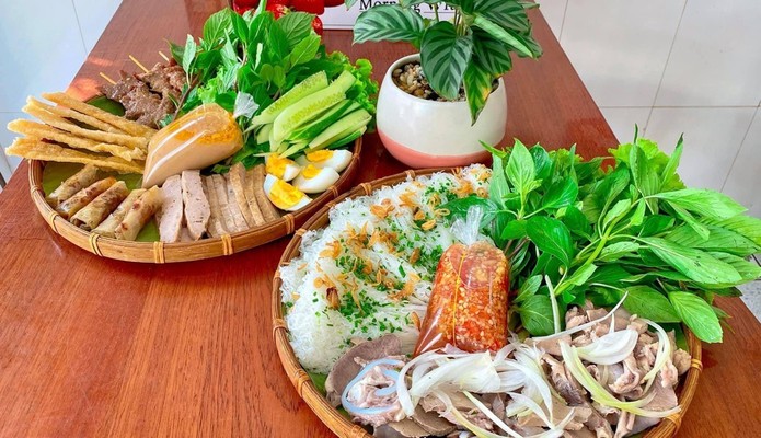 NGON QUY NHƠN - BÁNH HỎI LÒNG HEO BÌNH ĐỊNH - 126 ĐƯỜNG SỐ 2