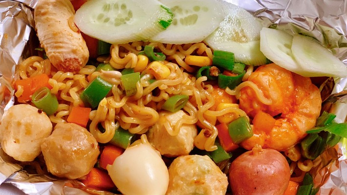 Nhà Bim - Mì Indomie & Thực Phẩm Mì Trộn Đông Lạnh - Đội Cấn
