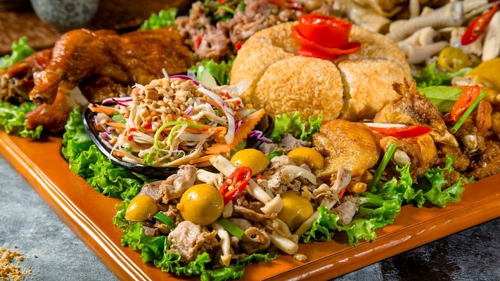 Thiên Vương - Gà Mẹt & Gà Không Lối Thoát Hàng Sơ Chế - Thái Hà