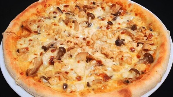 Góc phố Pizza & Tiệm Trà Chanh - Đền Lừ 2