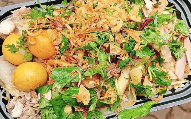 Quyên - Phở Gà Trộn Đặc Biệt - Hoàng Hoa Thám