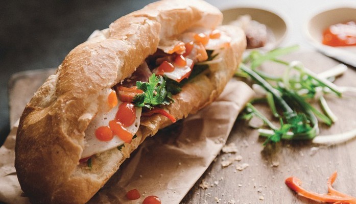 Bánh Mì Hà Nội - Bánh Mì & Bánh Ngọt - 200 Dương Bá Trạc
