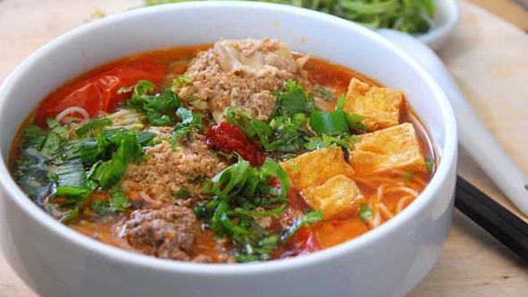 Bún Riêu Cua (Đăk Lăk) - Bún Đỏ & Canh Bún