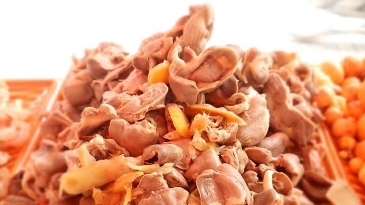 Chân Gà Đóng Hộp Nhà Ngố - Nguyễn Ái Quốc