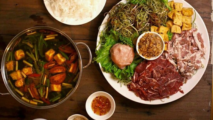Quán Lẩu Ông Già - Set Lẩu Ngon - Phố Nguyễn Đình Tứ