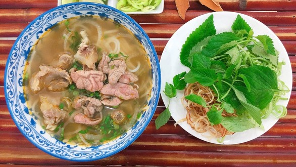 Hương Xưa - Bún Bắp Bò - Cư Xá Phú Lâm D